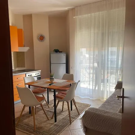 Appartement Golem Beach Apartment