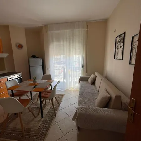 Appartement Golem Beach Apartment